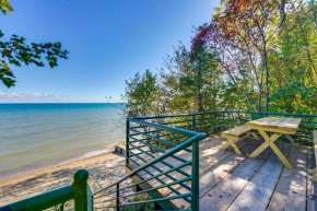 Lake Huron Retreat with Hot Tub, Screened Porch!